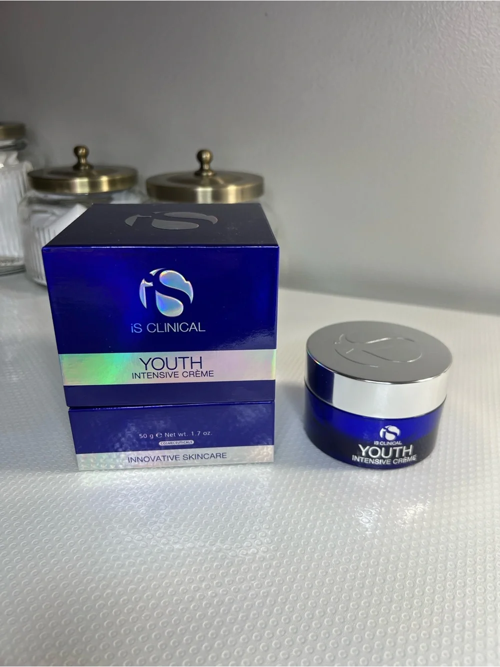 IS CLINICAL Youth Intensive Crème NWT 1.7 oz